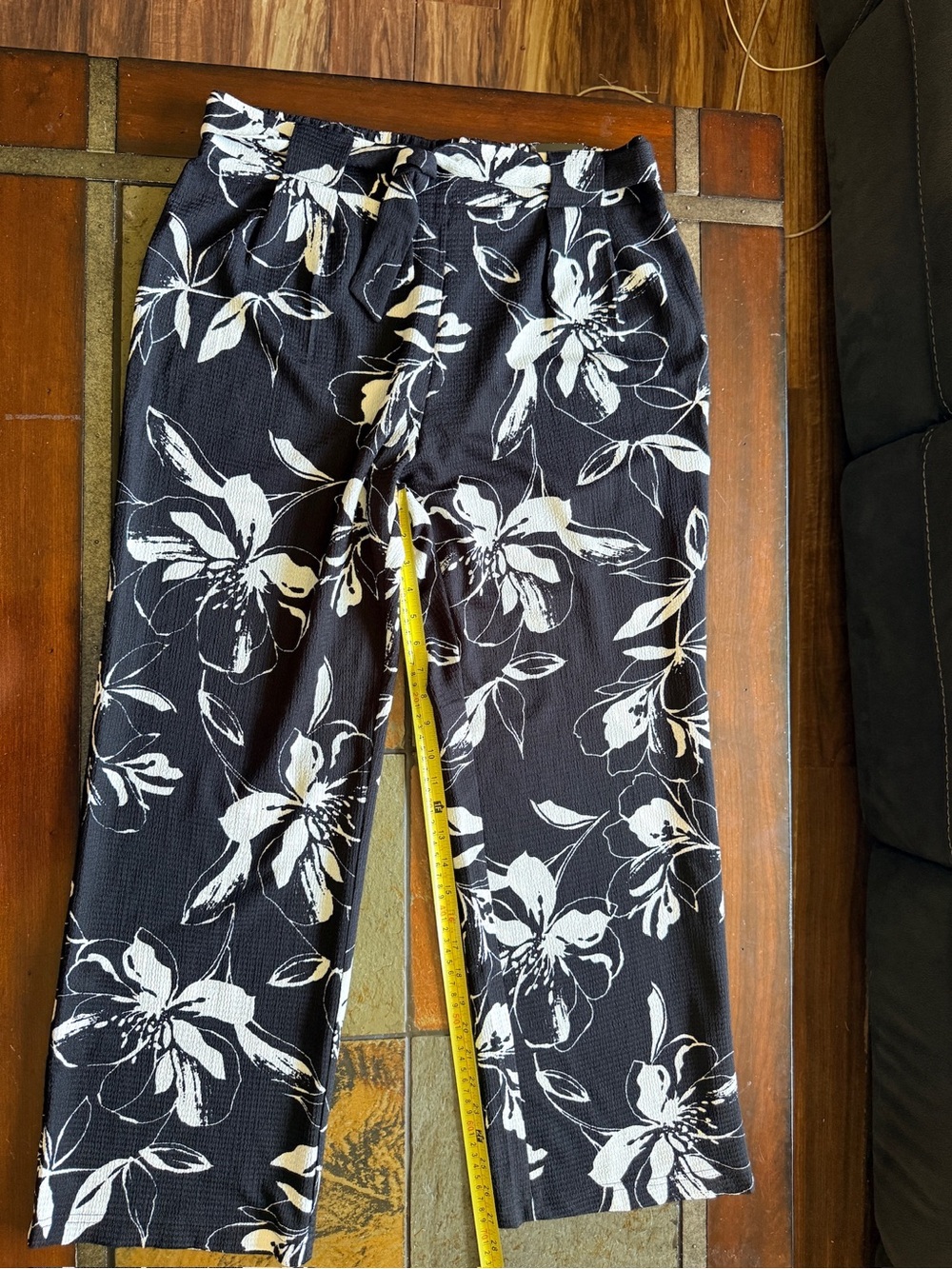 Soho pants black white art floral BNWT wide leg trouser Beachy Lagon Acadamia